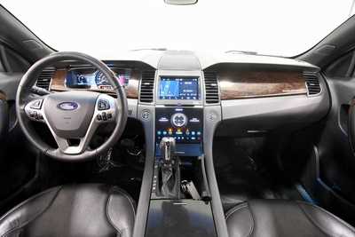 2018 Ford Taurus, $23697. Photo 3