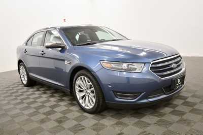 2018 Ford Taurus, $23697. Photo 9