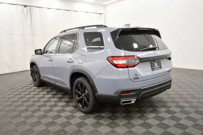 2025 Honda Pilot, $52999. Photo 5