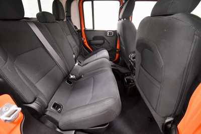 2023 Jeep Gladiator, $34799. Photo 11