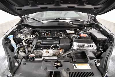 2017 Honda CR-V, $16999. Photo 12