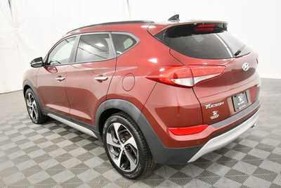 2017 Hyundai Tucson, $12999. Photo 5