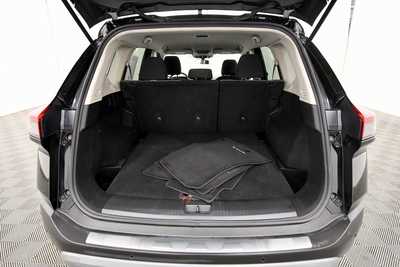 2021 Nissan Rogue, $22999. Photo 7