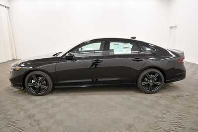 2025 Honda Accord, $36525. Photo 4
