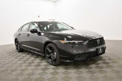 2025 Honda Accord, $36525. Photo 9