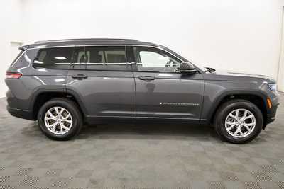 2022 Jeep Grand Cherokee L, $31499. Photo 9