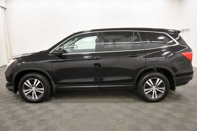 2016 Honda Pilot, $9999. Photo 4
