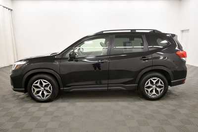 2020 Subaru Forester, $18999. Photo 4