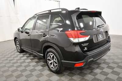 2020 Subaru Forester, $18999. Photo 5