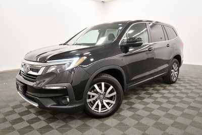 2022 Honda Pilot, $32999. Photo 2