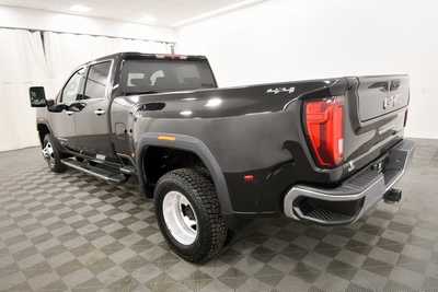 2021 GMC 3500 Crew Cab, $60999. Photo 5
