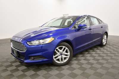 2014 Ford Fusion, $8999. Photo 2