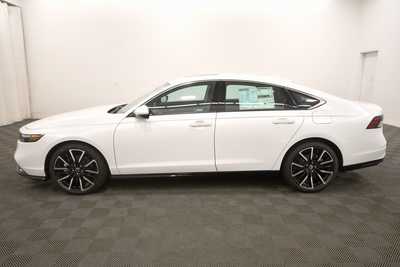 2025 Honda Accord, $40950. Photo 4