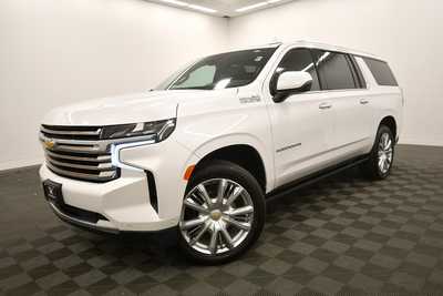 2023 Chevrolet Suburban, $60999. Photo 2