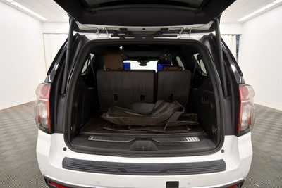 2023 Chevrolet Suburban, $60999. Photo 7