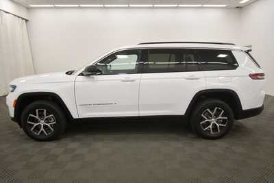 2024 Jeep Grand Cherokee L, $37999. Photo 4