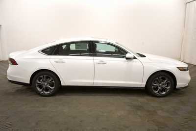 2024 Honda Accord, $27999. Photo 8