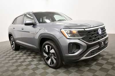 2024 Volkswagen Atlas, $32999. Photo 10