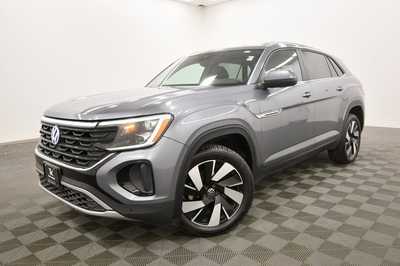 2024 Volkswagen Atlas, $32999. Photo 2