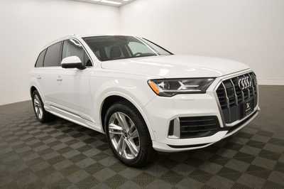 2022 Audi Q7, $45999. Photo 10