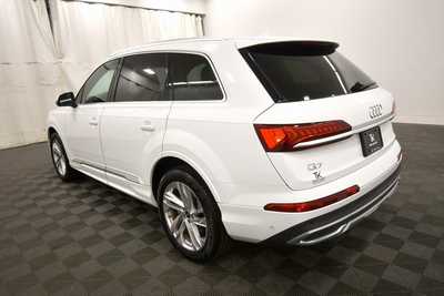 2022 Audi Q7, $45999. Photo 5