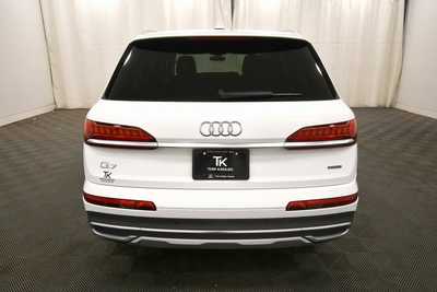 2022 Audi Q7, $45999. Photo 6