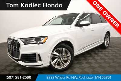 2022 Audi Q7, $45999. Photo 1