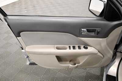 2010 Ford Fusion, $6999. Photo 12