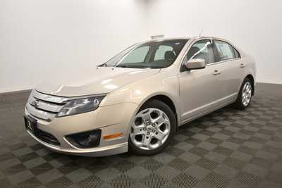2010 Ford Fusion, $6999. Photo 2