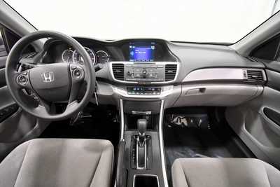 2013 Honda Accord, $15999. Photo 3