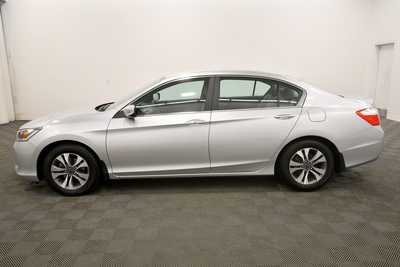 2013 Honda Accord, $15999. Photo 4
