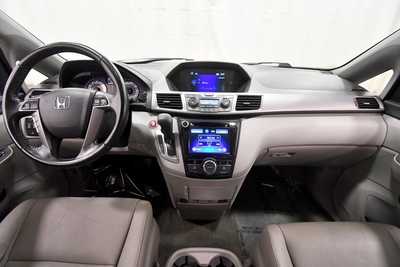 2015 Honda Odyssey, $11999. Photo 3