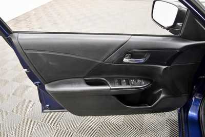 2013 Honda Accord, $7499. Photo 12