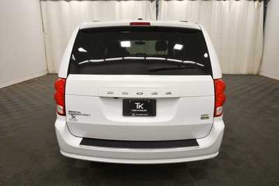2017 Dodge Caravan, Grand, $9999. Photo 6