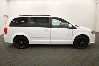2017 Dodge Caravan, Grand, $9999. Photo 9