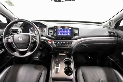 2022 Honda Ridgeline, $24999. Photo 3
