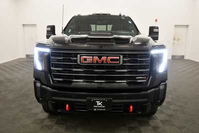 2024 GMC 2500 Crew Cab, $69999. Photo 11