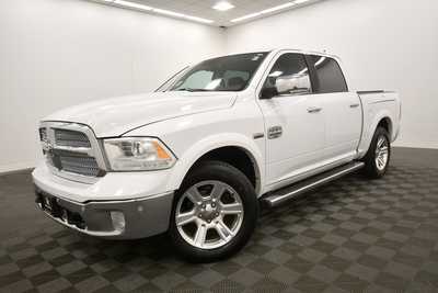 2015 RAM 1500 Crew Cab, $21999. Photo 2