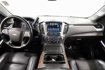 2020 Chevrolet Suburban, $37499. Photo 3