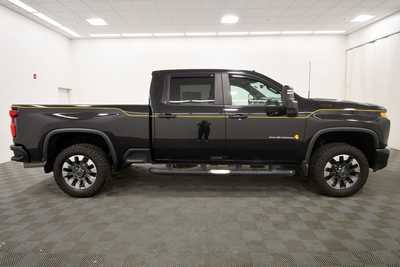 2021 Chevrolet 2500 Crew Cab, $56999. Photo 9