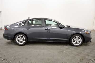 2025 Honda Accord, $29490. Photo 8