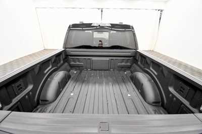 2025 Ford F150 Crew Cab, $81999. Photo 7