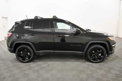 2019 Jeep Compass, $17999. Photo 9