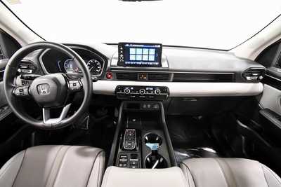 2023 Honda Pilot, $38999. Photo 3