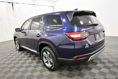 2023 Honda Pilot, $38999. Photo 5