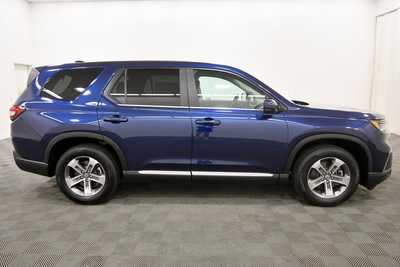 2023 Honda Pilot, $38999. Photo 9