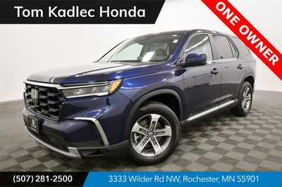 2023 Honda Pilot, $38999. Photo 1