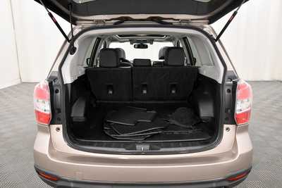 2015 Subaru Forester, $15999. Photo 7