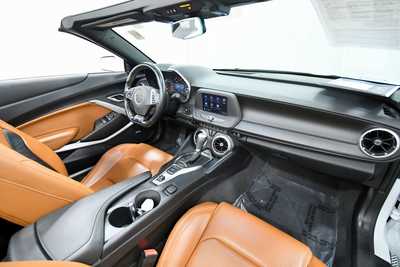 2020 Chevrolet Camaro, $26999. Photo 3