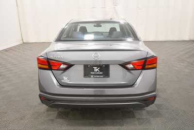 2021 Nissan Altima, $16999. Photo 6